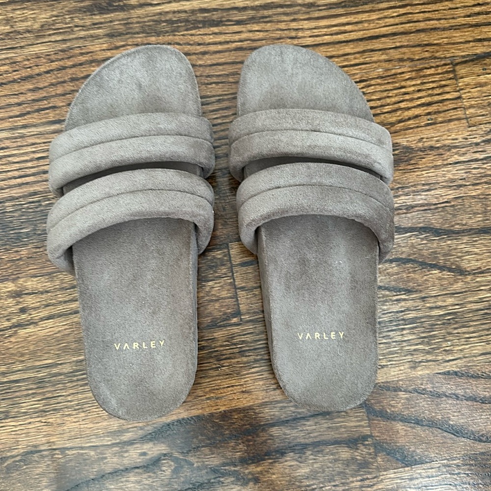 Varley suede sandals size 7